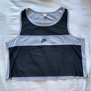 Vintage cropped Nike tank top